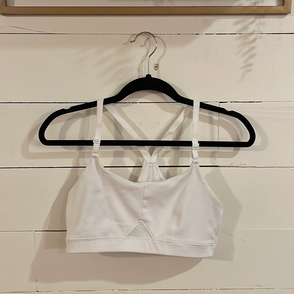 Athleta White Sports Bra, Size Medium